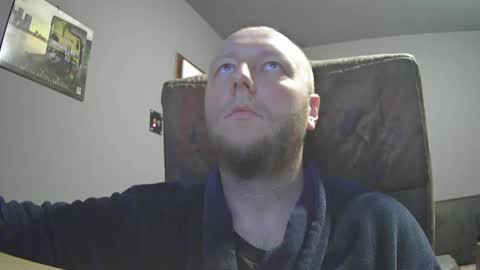 lover582553 online show from 02/19/25, 03:49