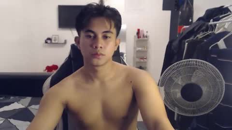 loverboyph04 online show from 10/03/25, 06:54