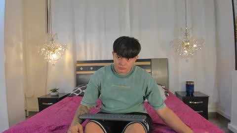 loverebels_ online show from 10/31/25, 12:06