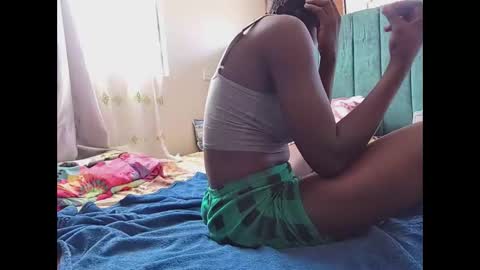 Snapshot of lovergirl2003 chatting on 01/24/25, 12:41 Kate online show from 01/24/25, 12:41