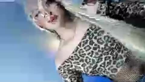 lovers moon22 online show from 07/11/26, 11:57