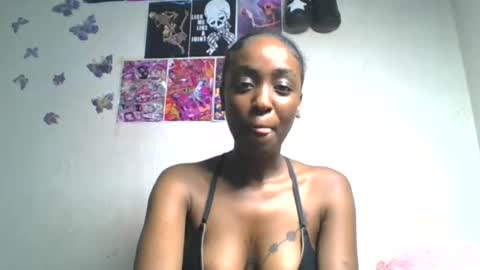 Snapshot of lovers_oncam chatting on 06/12/26, 05:56 RedJoy online show from 06/12/26, 05:56