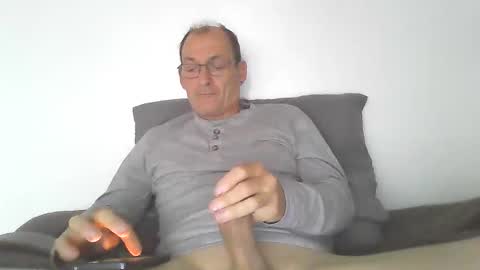 lovs2cum4u online show from 10/01/25, 07:36