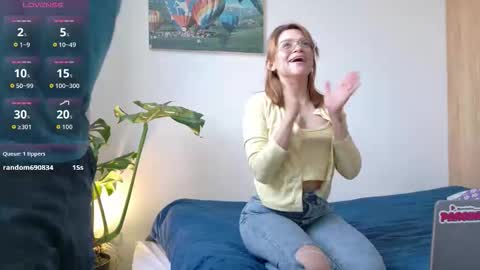 Snapshot of loveskingdom chatting on 12/03/25, 09:24 LovesKingdom online show from 12/03/25, 09:24