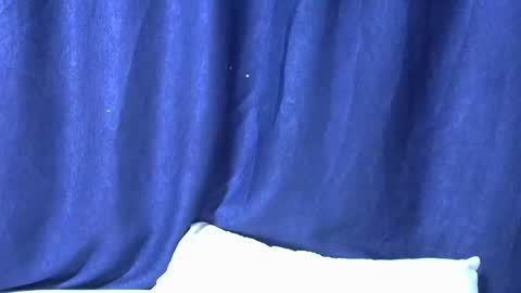 loveslut_ online show from 11/23/25, 07:52