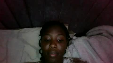 Snapshot of lovespread2026 chatting on 07/25/26, 01:08 lovespread2026 online show from 07/25/26, 01:08