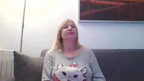 Marlyn online show from 01/07/25, 05:09