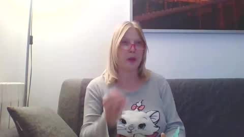 Marlyn online show from 01/24/25, 08:43