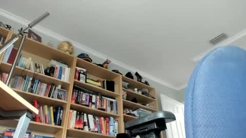 Snapshot of lovestylistwomen chatting on 09/27/25, 09:25 Michael online show from 09/27/25, 09:25