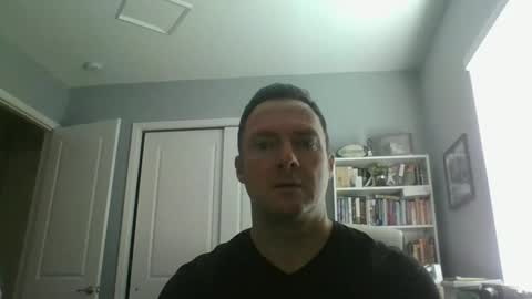 lovethewomen10 online show from 12/31/24, 03:42
