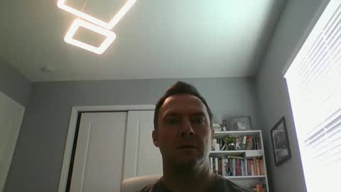lovethewomen10 online show from 01/10/25, 03:37