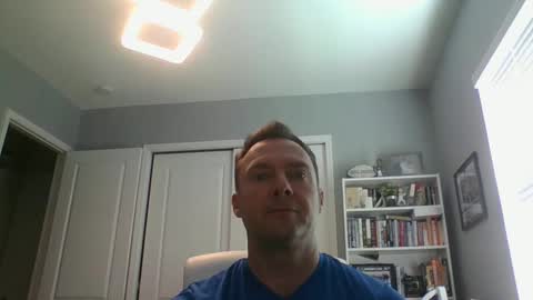 lovethewomen10 online show from 02/12/25, 05:16
