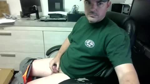 Snapshot of lovetofps chatting on 01/07/25, 10:43 Love2Game online show from 01/07/25, 10:43