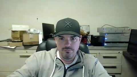 Snapshot of lovetofps chatting on 01/16/25, 06:48 Love2Game online show from 01/16/25, 06:48