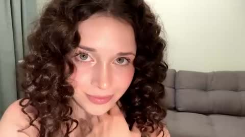 Isabella online show from 07/27/26, 07:32