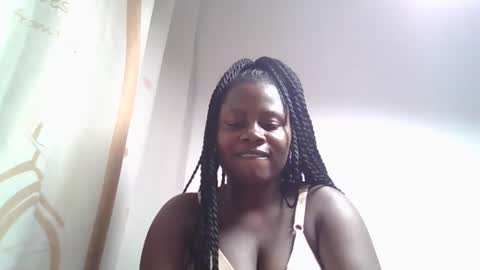 Snapshot of lovie_paula chatting on 10/16/25, 10:22 lovie_paula online show from 10/16/25, 10:22