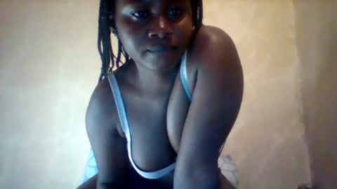Snapshot of loviett chatting on 04/10/26, 02:44 loviett online show from 04/10/26, 02:44