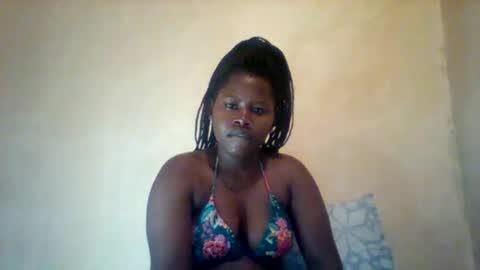 Snapshot of loviett chatting on 04/16/26, 01:17 loviett online show from 04/16/26, 01:17