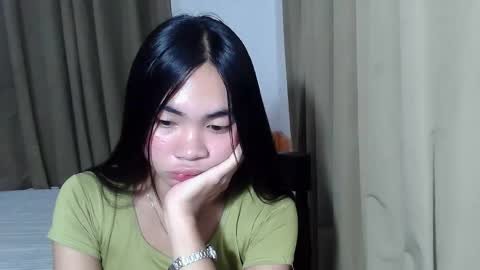 loving_rhean online show from 09/21/25, 12:18