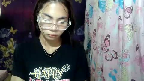 loving_rhean online show from 06/22/26, 11:57