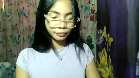 loving_rhean online show from 07/01/26, 12:45