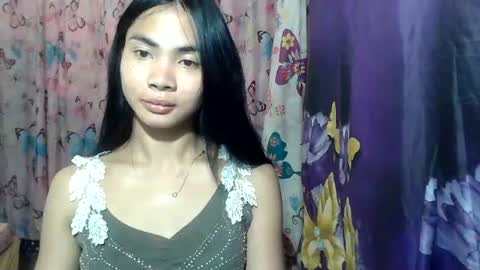 loving_rhean online show from 07/05/26, 04:19