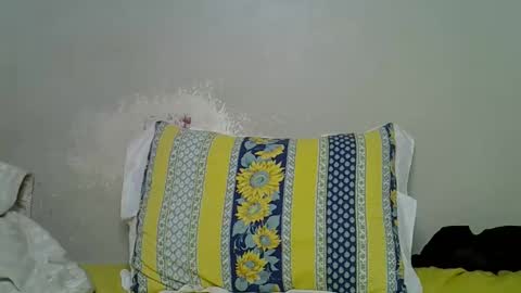 lovly_lastborn1 online show from 05/18/26, 04:57