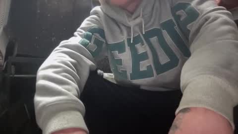 Snapshot of lowkey42011 chatting on 09/30/25, 12:10 lowkey42011 online show from 09/30/25, 12:10