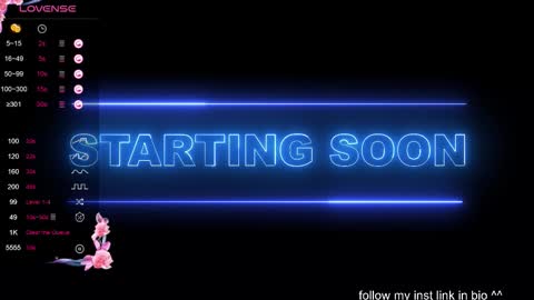 Snapshot of loxy_ chatting on 11/02/25, 07:49 Loxy online show from 11/02/25, 07:49