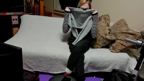 VECTORSTEVEPVT IS OPEN online show from 12/26/24, 08:50