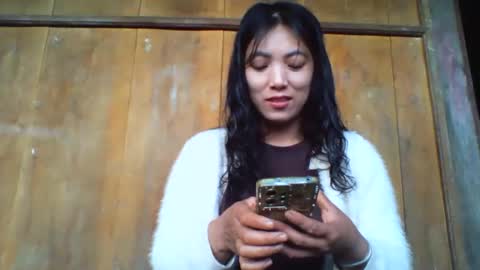 Snapshot of lsmbaby chatting on 05/05/26, 01:02 lsmbaby online show from 05/05/26, 01:02