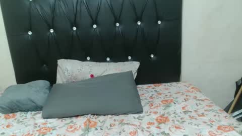 lsnnickykhanyile online show from 10/28/25, 10:34