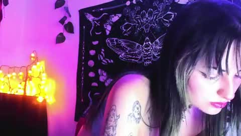 Jenn online show from 07/01/26, 03:41