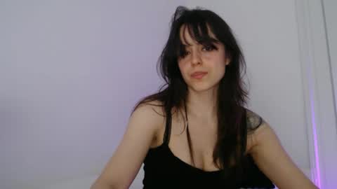 luana online show from 02/22/26, 10:19