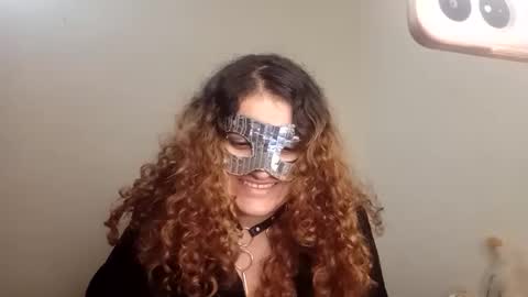 luanapowerful online show from 09/25/25, 04:38