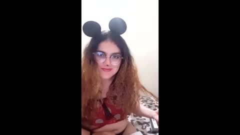 Snapshot of luanapowerful chatting on 03/06/26, 03:47 luanapowerful online show from 03/06/26, 03:47