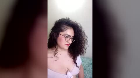Snapshot of luanapowerful chatting on 06/22/26, 03:25 luanapowerful online show from 06/22/26, 03:25