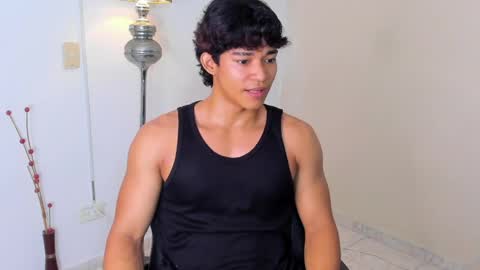 Snapshot of luca_mashle chatting on 06/05/26, 02:40 luca_mashle online show from 06/05/26, 02:40
