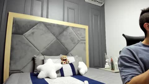 Snapshot of luca_morettii chatting on 11/19/25, 12:16 luca_morettii online show from 11/19/25, 12:16