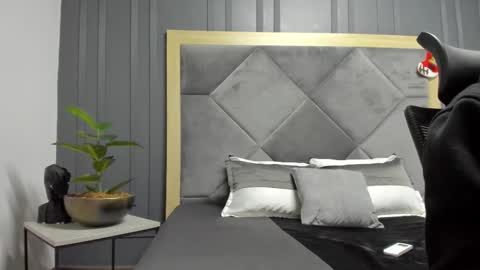 Snapshot of luca_morettii chatting on 12/16/25, 12:32 luca_morettii online show from 12/16/25, 12:32