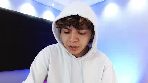 Lukas online show from 12/26/24, 06:01