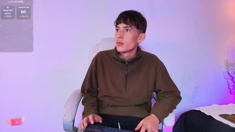 Snapshot of lucaasgold chatting on 11/20/25, 12:49 LucaasGold online show from 11/20/25, 12:49