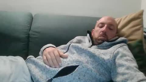 Snapshot of lucabeech88 chatting on 10/05/25, 07:07 Luca online show from 10/05/25, 07:07