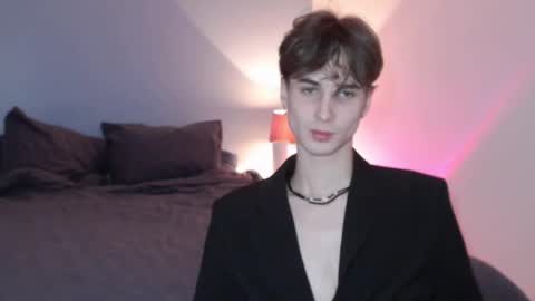 lucacharm online show from 01/16/25, 09:30