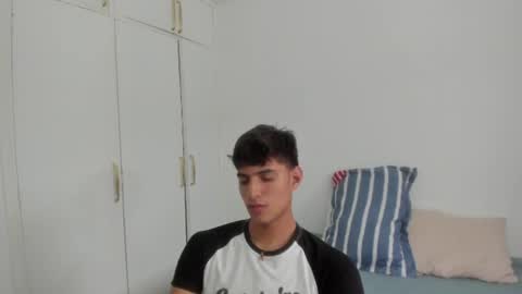 lucacosta19 online show from 06/18/26, 08:46