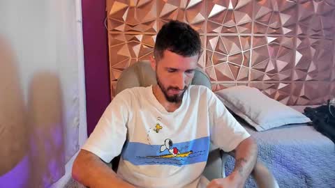 Snapshot of lucas4me chatting on 03/18/26, 04:37 Lucas online show from 03/18/26, 04:37