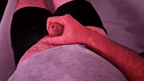 lucas_j_31 online show from 10/06/25, 12:52