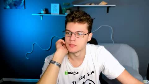 lucas_long_ online show from 10/20/25, 08:37