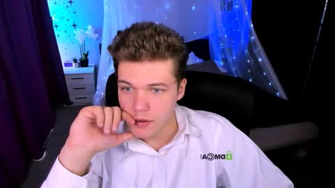 lucas_long_ online show from 11/07/25, 09:53