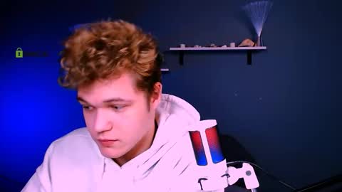 lucas_long_ online show from 12/14/25, 09:36